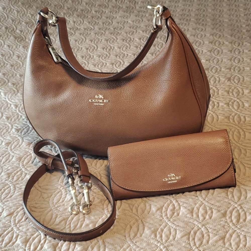 Coach Women's Shoulder Bag